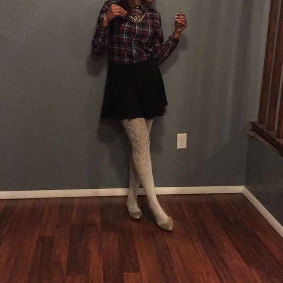 Woman’s Gap Flannel - Picture 3 of 7